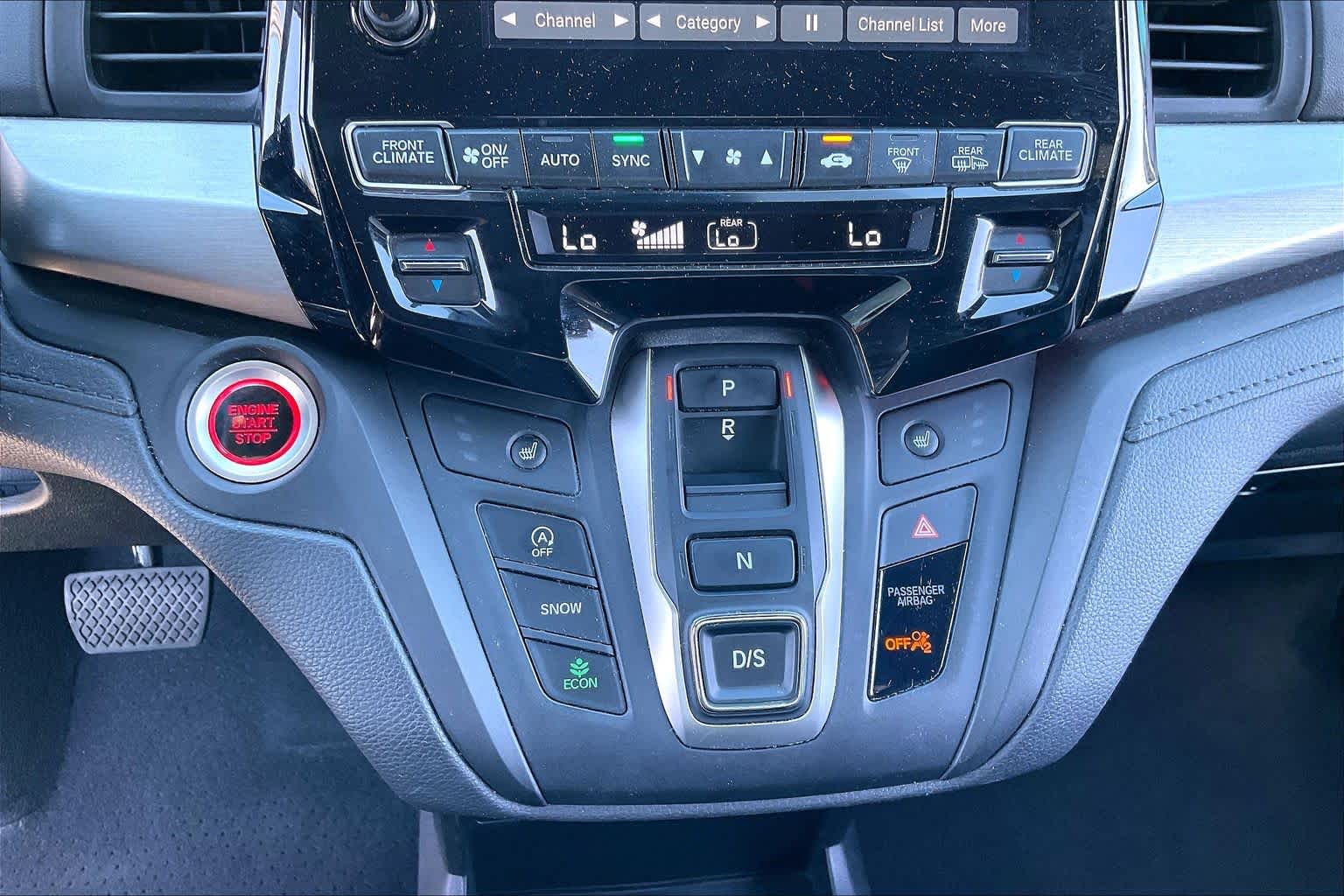 2023 Honda Odyssey photo 33 of 35