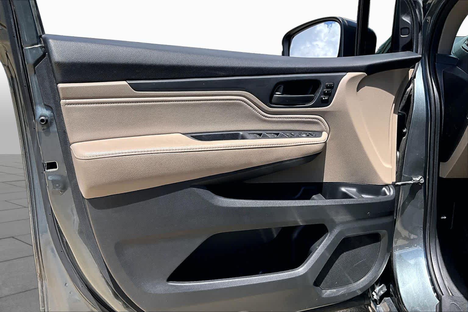 2019 Honda Odyssey Touring Forest Mist Metallic at Beck & Masten Kia