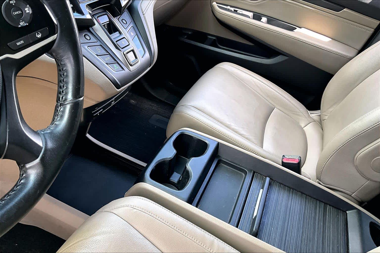 2019 Honda Odyssey Touring Forest Mist Metallic at Beck & Masten Kia