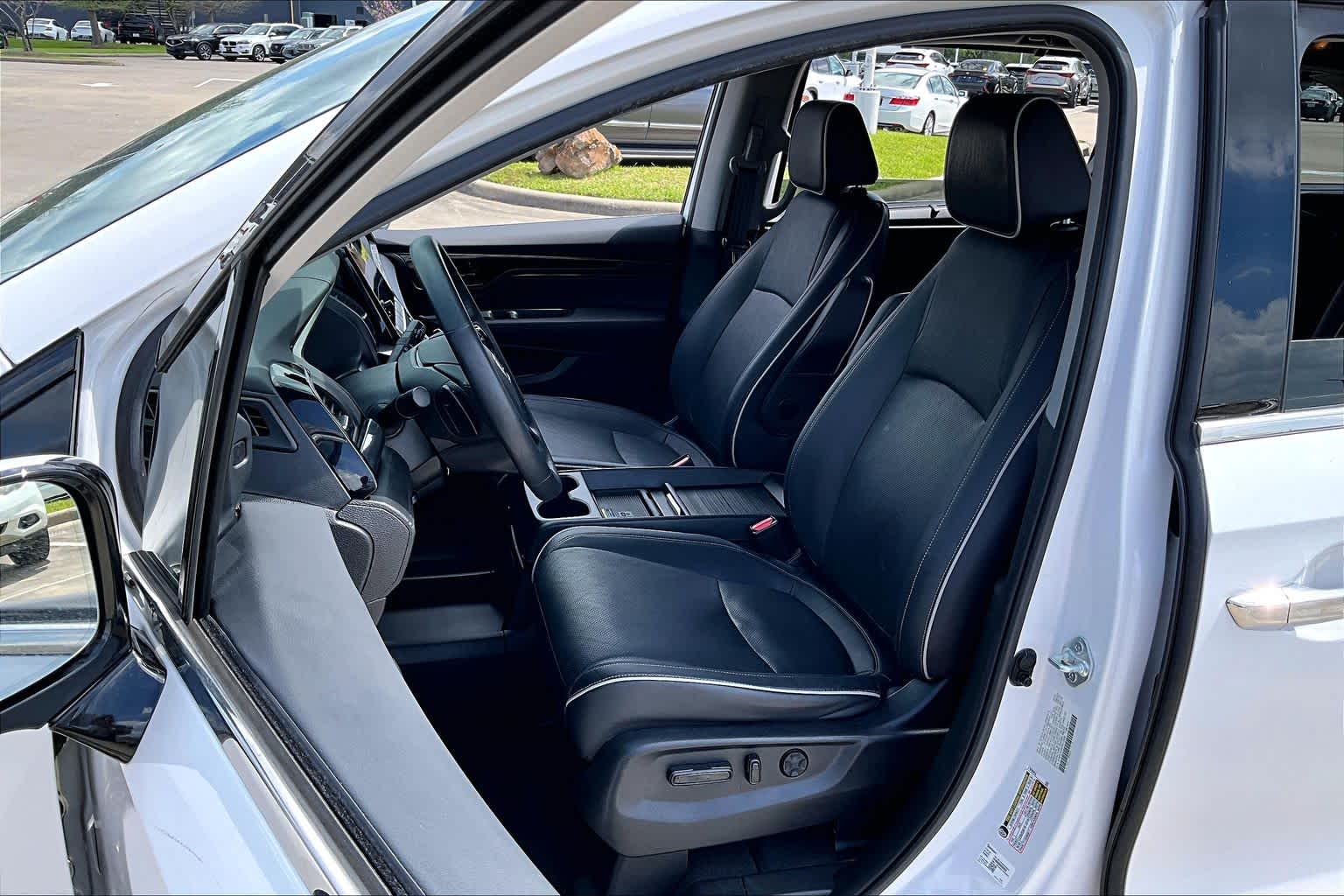 2023 Honda Odyssey Elite Platinum White Pearl at Honda of Clear Lake