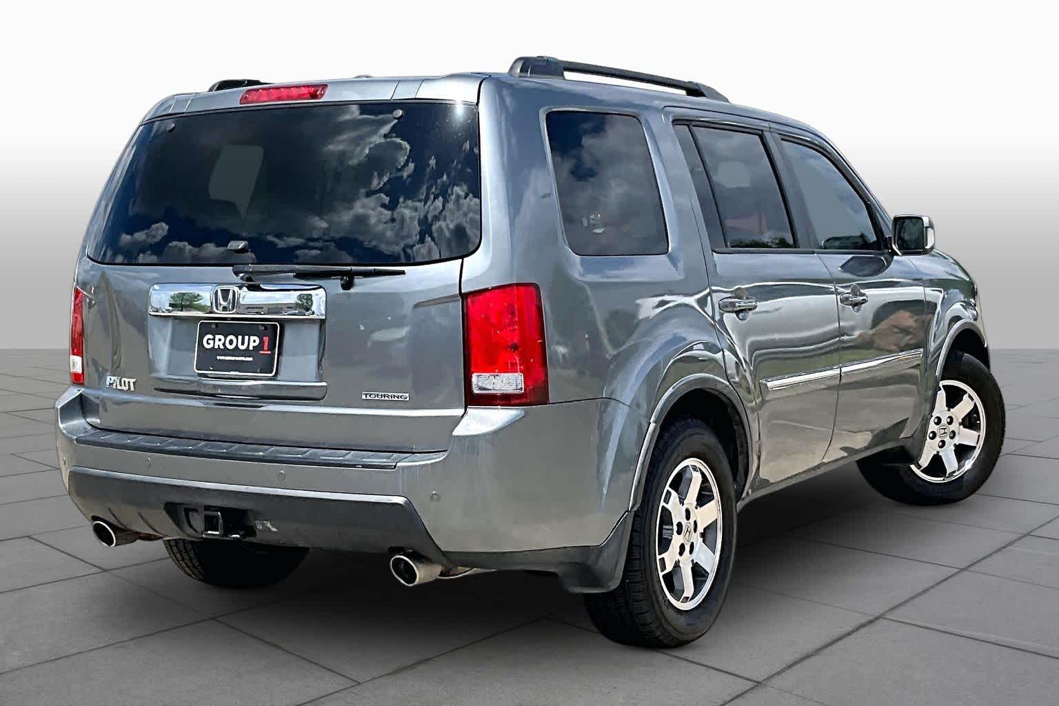 2009 Honda Pilot Touring Sterling Gray Metallic at Mac Haik Ford