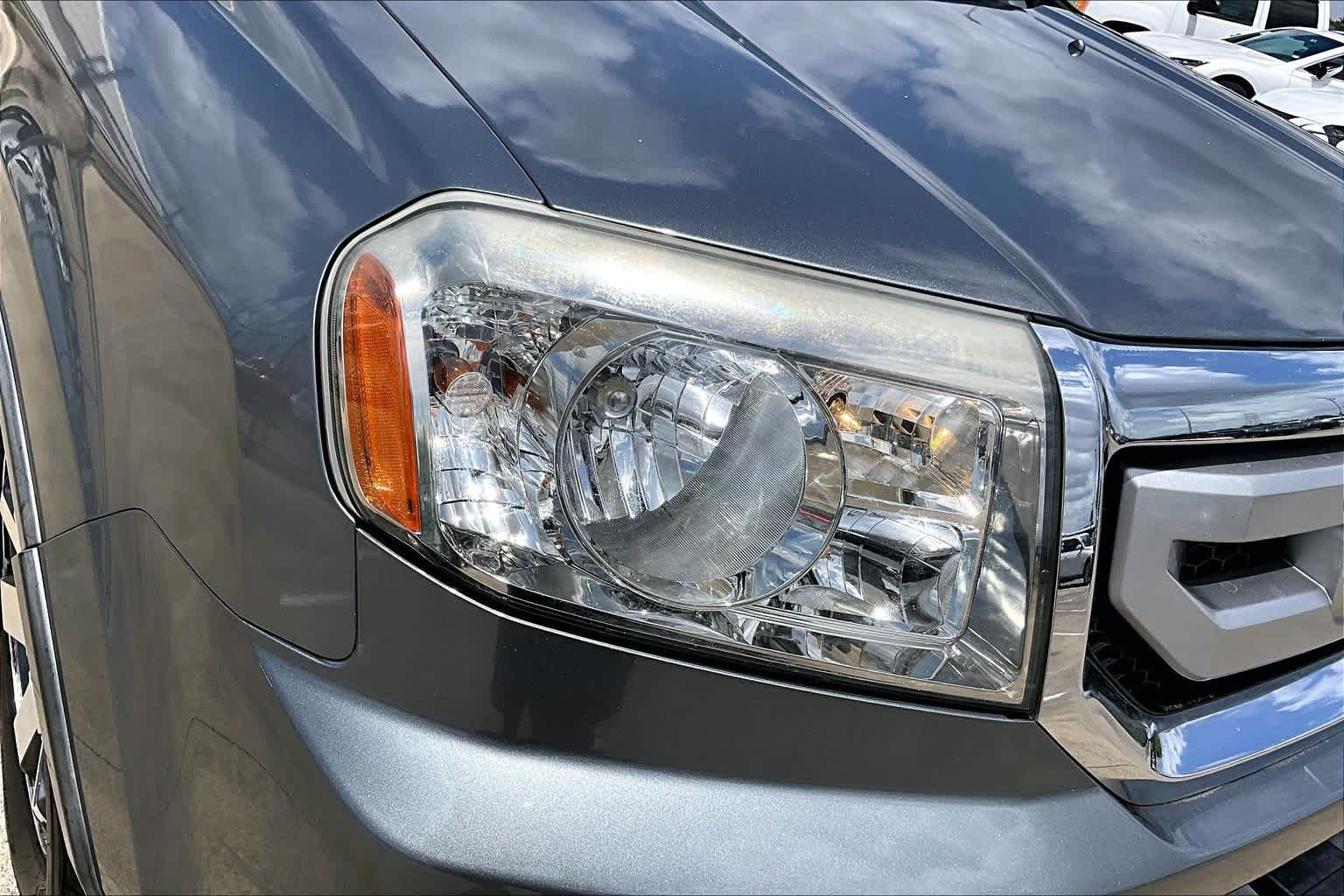 2009 Honda Pilot Touring Sterling Gray Metallic at Mac Haik Ford