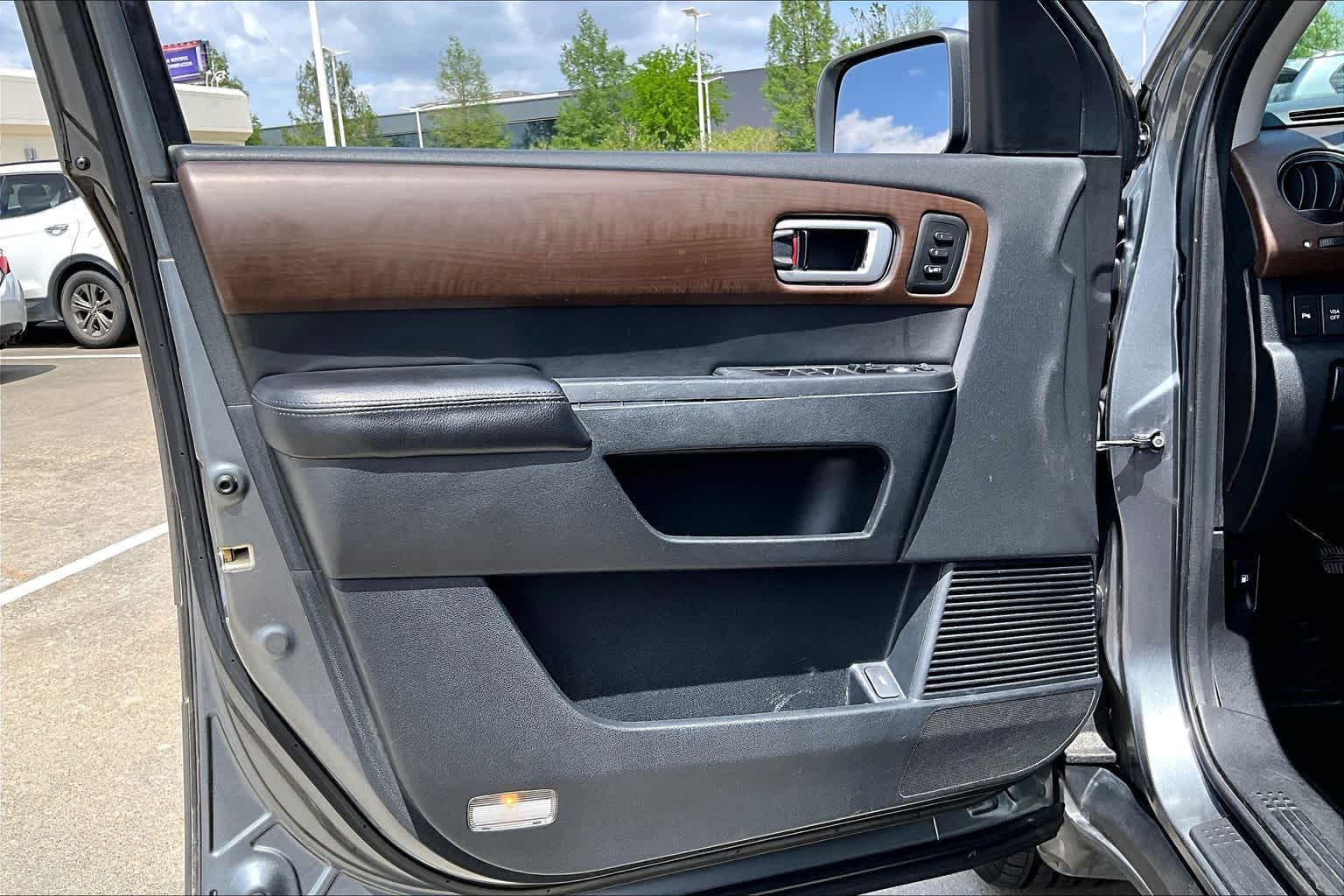 2009 Honda Pilot Touring Sterling Gray Metallic at Mac Haik Ford