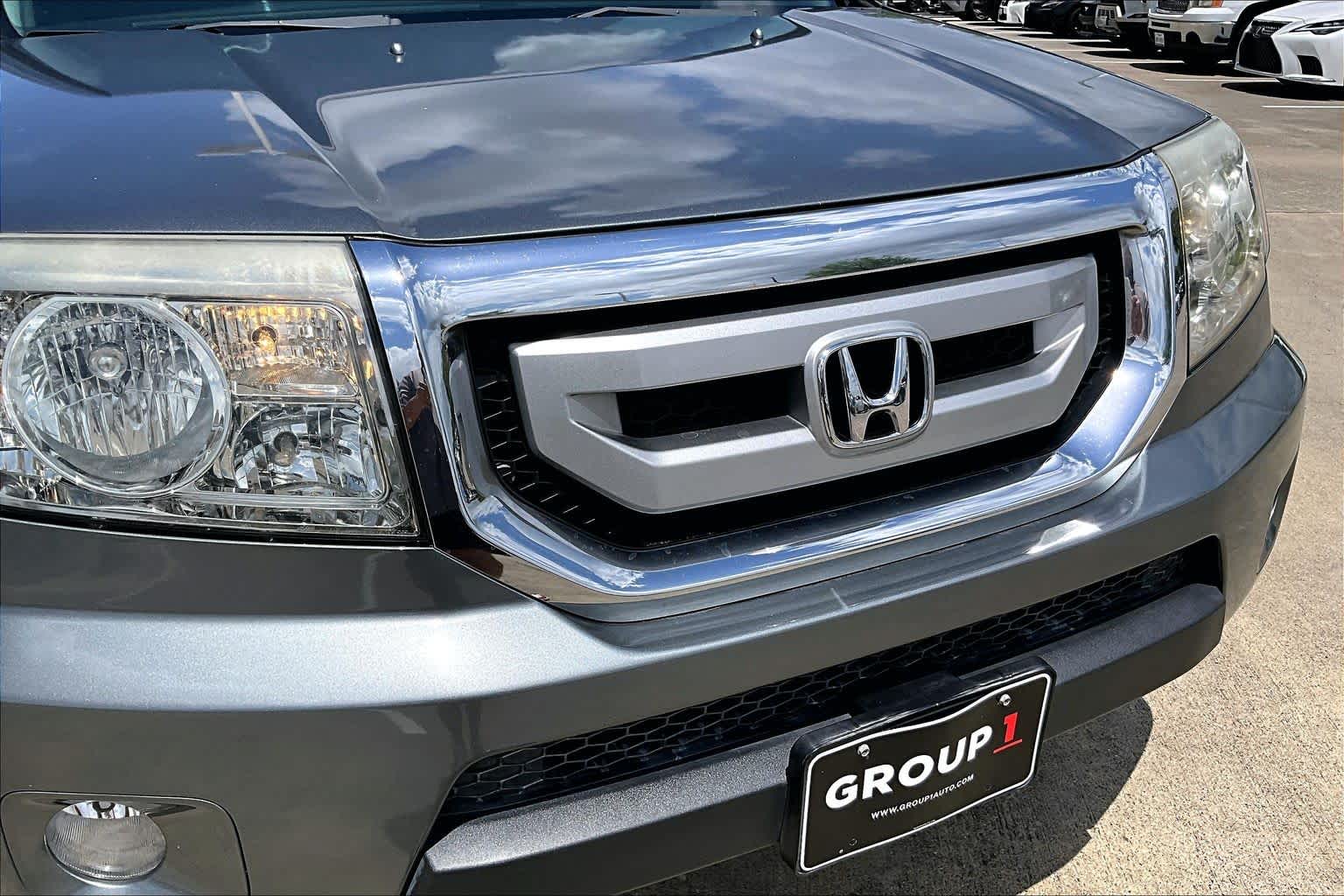 2009 Honda Pilot Touring Sterling Gray Metallic at Mac Haik Ford