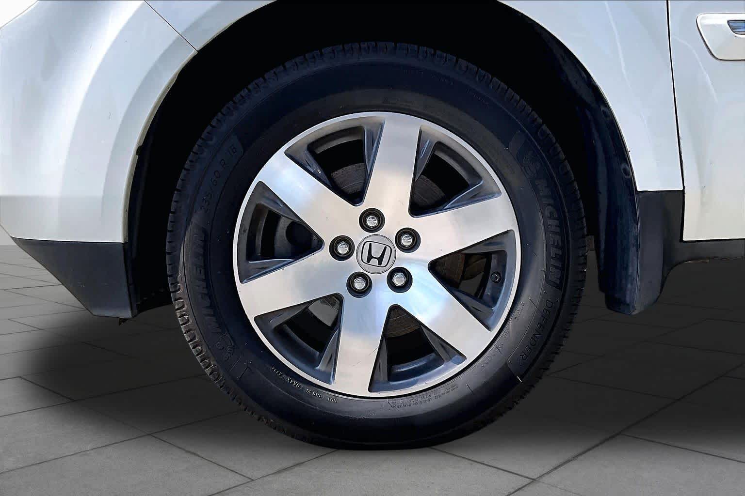 2012 Honda Pilot photo 10 of 34