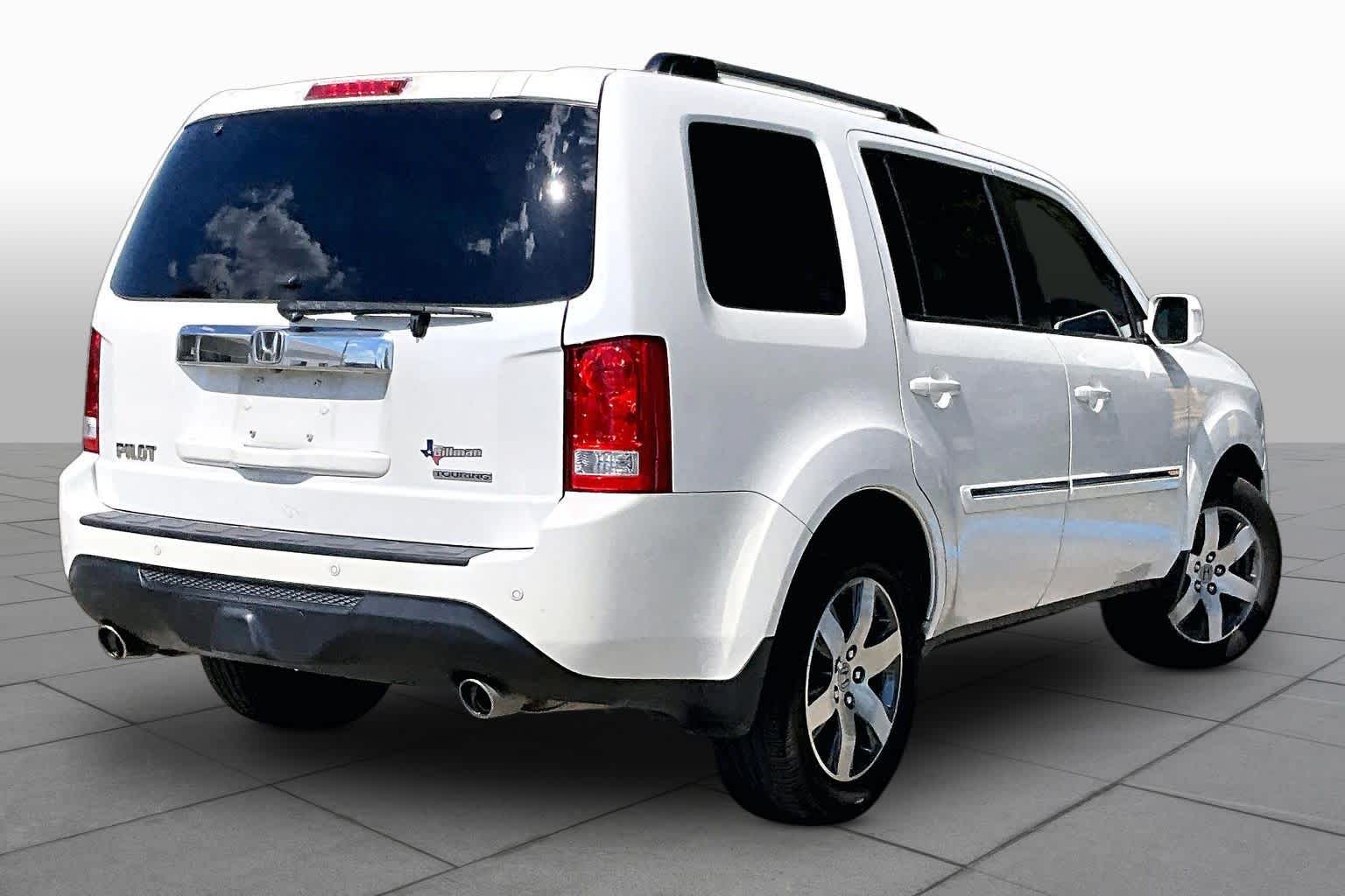 2012 Honda Pilot photo 12 of 34