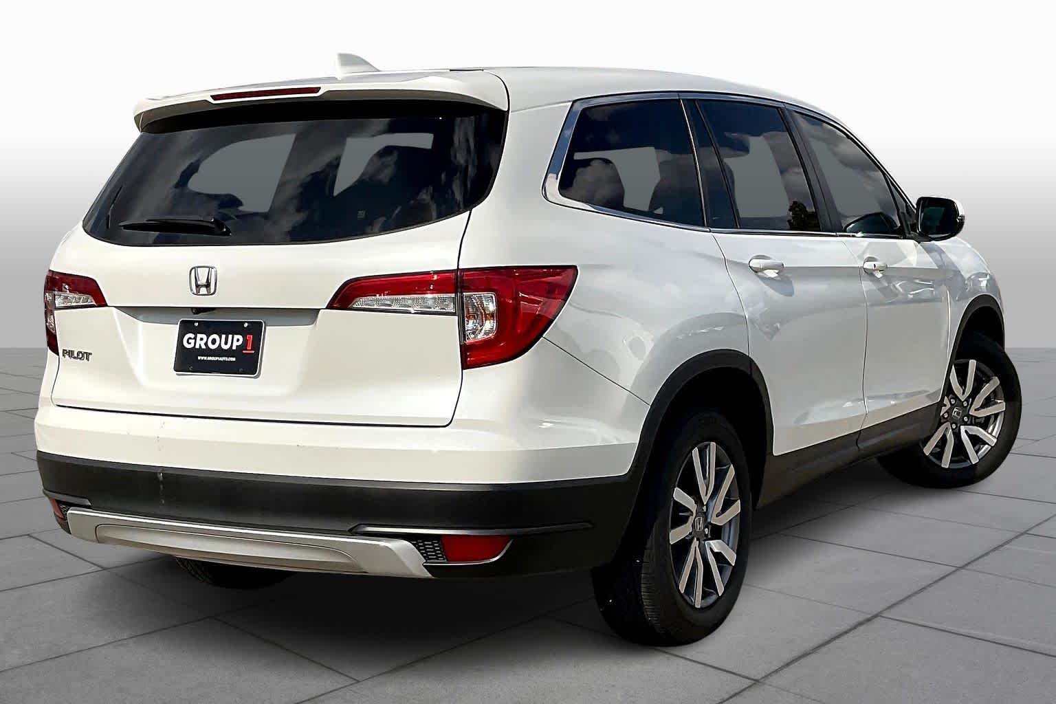 2021 Honda Pilot EX-L Platinum White Pearl at BMW of West Houston