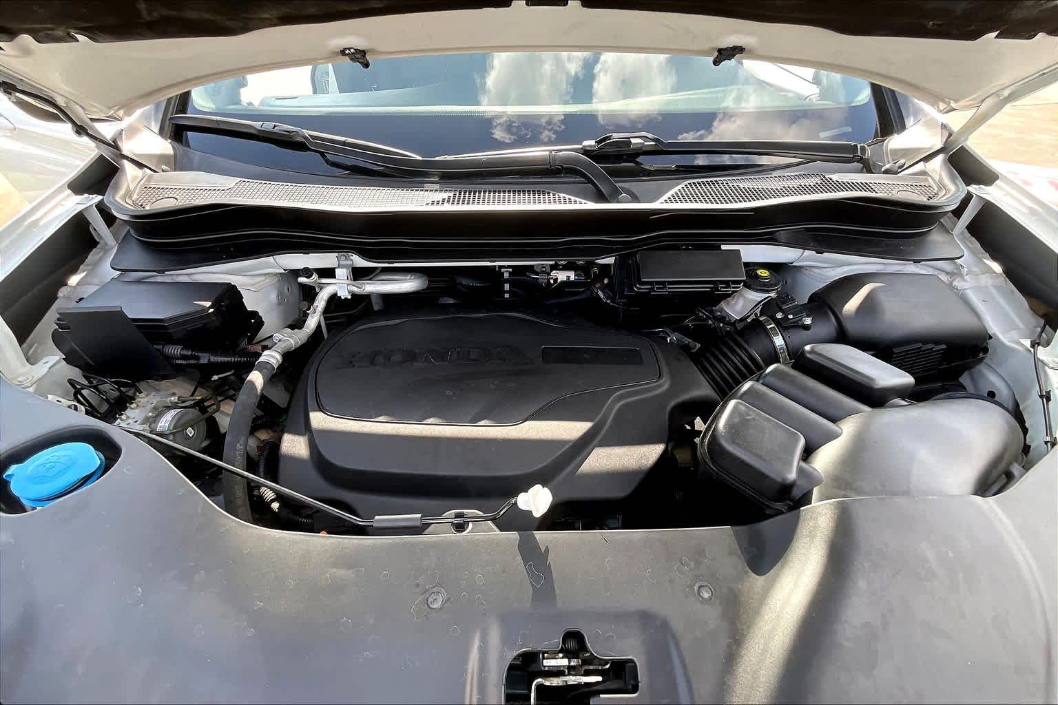 2021 Honda Pilot EX-L Platinum White Pearl at BMW of West Houston