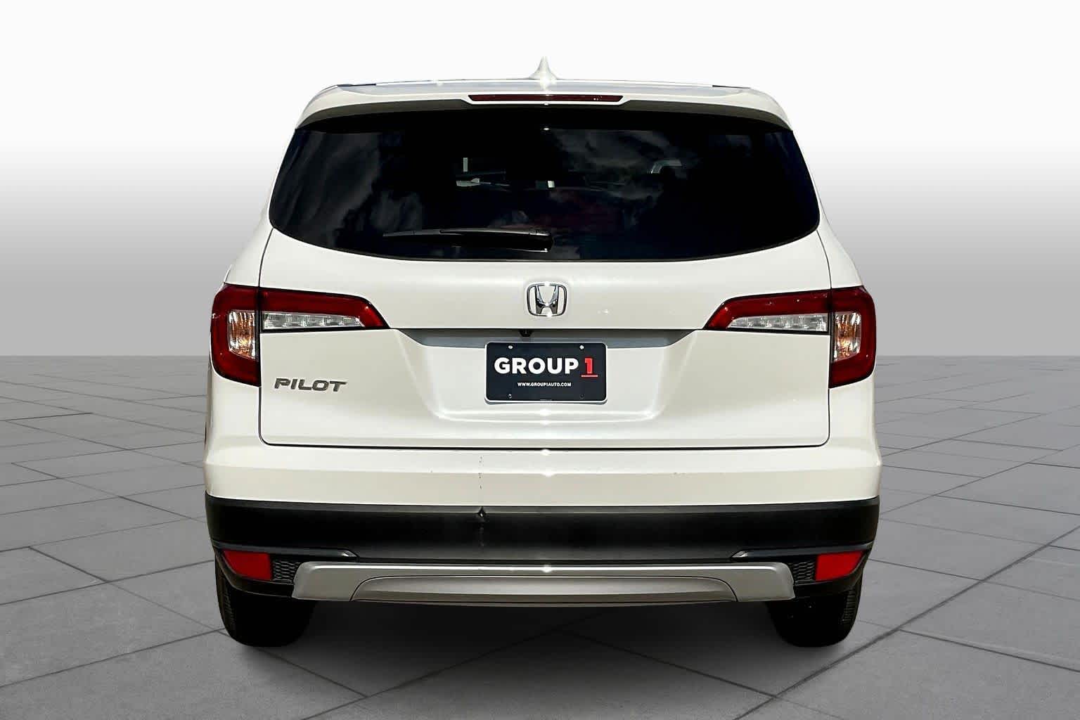 2021 Honda Pilot EX-L Platinum White Pearl at BMW of West Houston