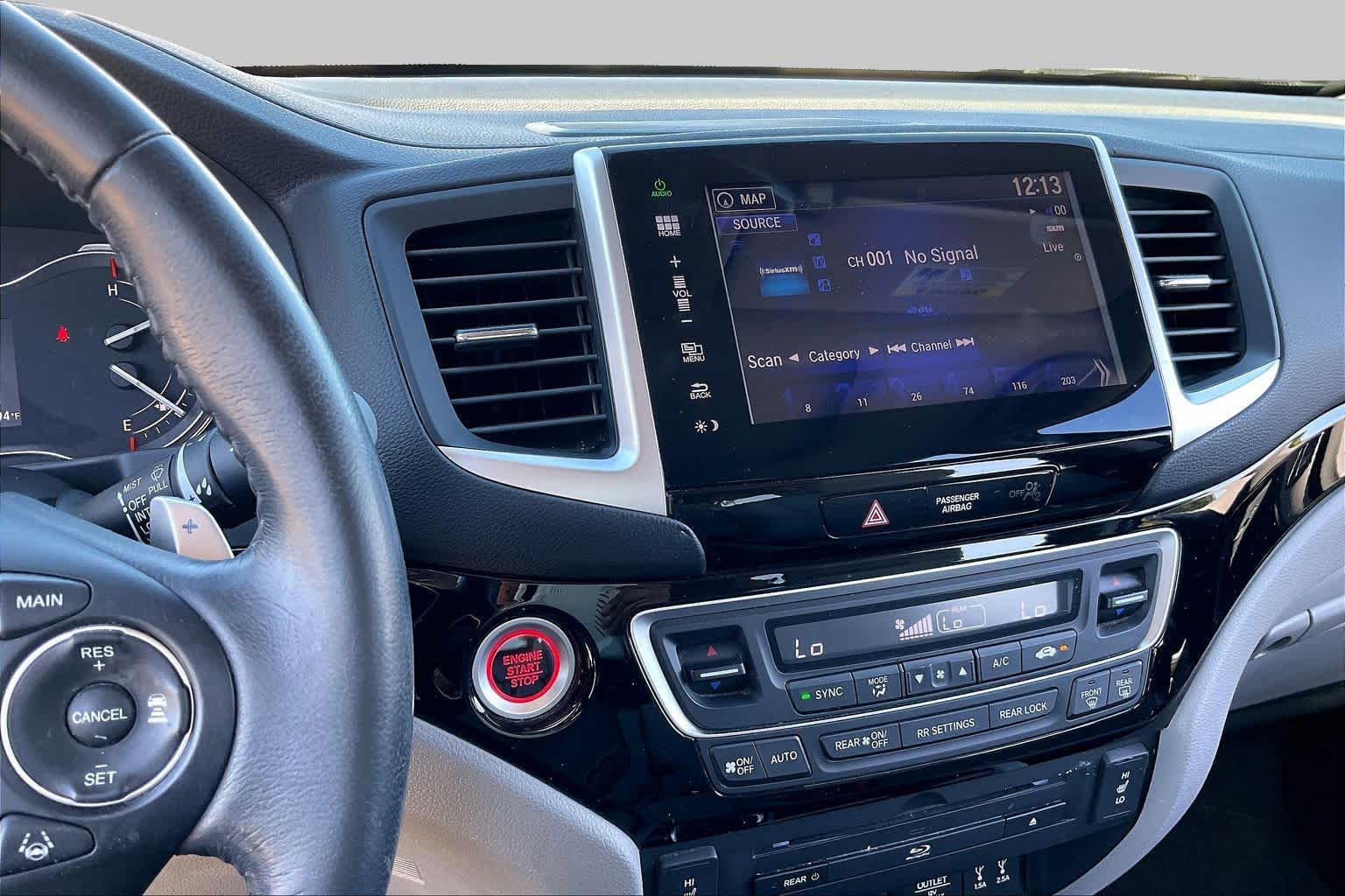 2016 Honda Pilot photo 6 of 35