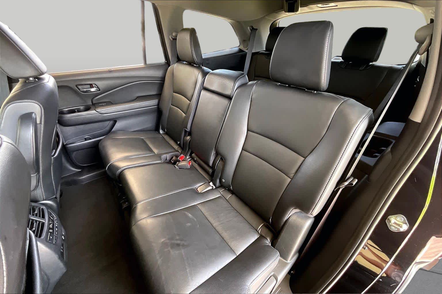 2019 Honda Pilot Touring 8-Passenger Crystal Black Pearl at Honda of Clear Lake
