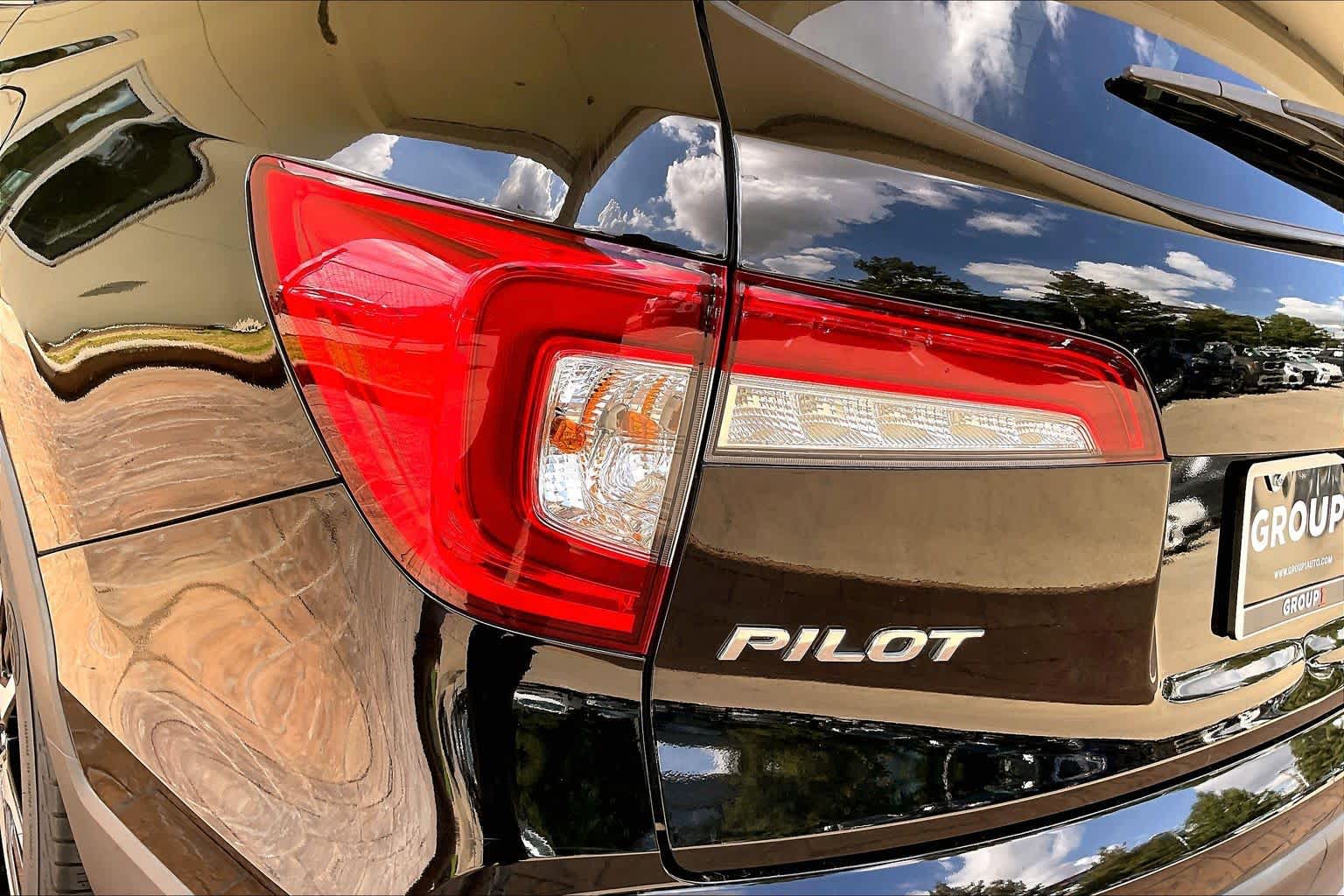2019 Honda Pilot Touring 8-Passenger Crystal Black Pearl at Honda of Clear Lake