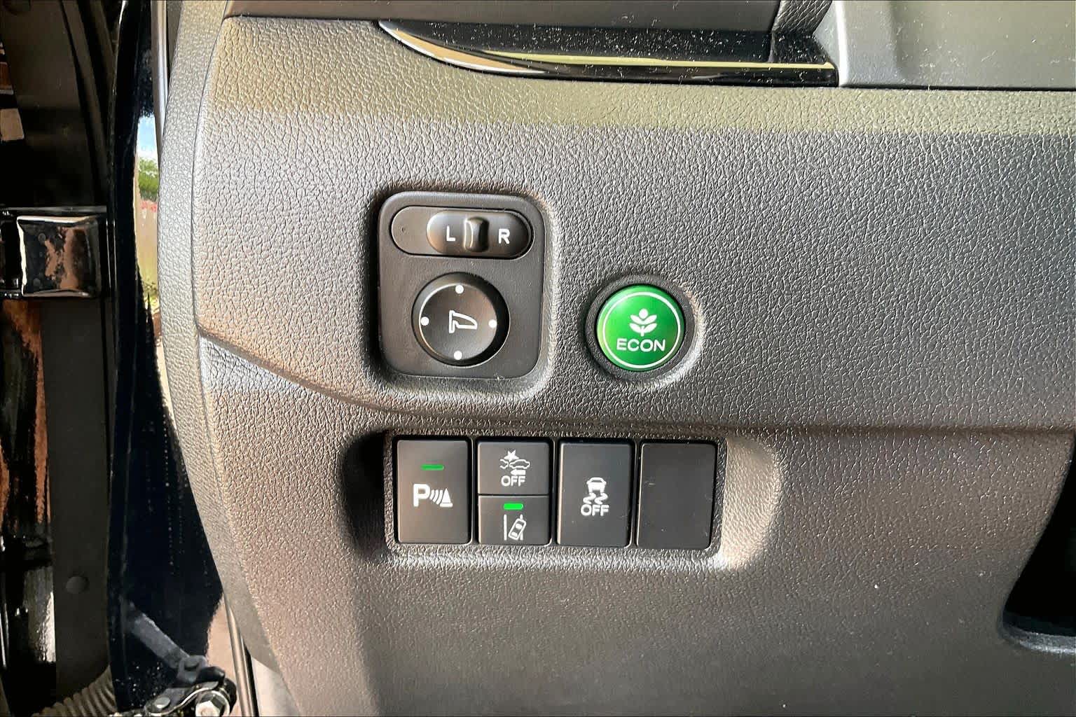 2019 Honda Pilot Touring 8-Passenger Crystal Black Pearl at Honda of Clear Lake