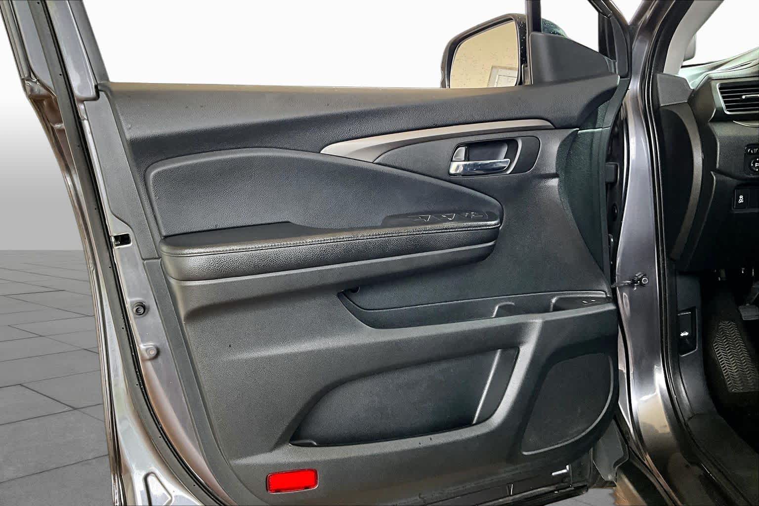 2017 Honda Pilot EX-L Modern Steel Metallic at Westside Kia