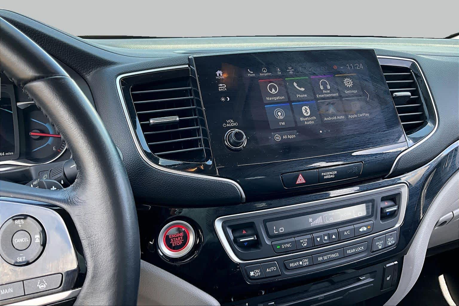 2019 Honda Pilot Touring 8-Passenger Lunar Silver Metallic at AutoNation USA Houston
