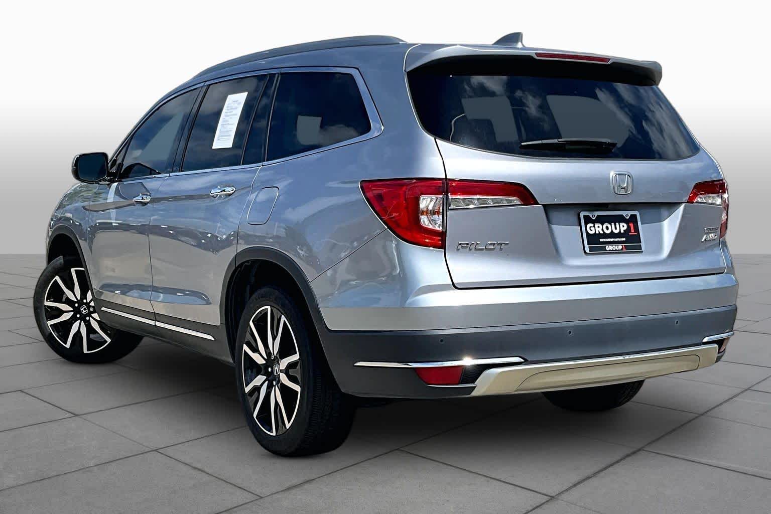 2019 Honda Pilot Touring 8-Passenger Lunar Silver Metallic at AutoNation USA Houston