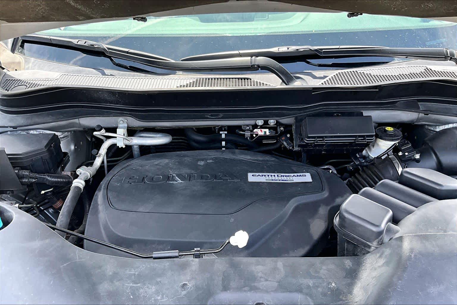 2019 Honda Pilot Touring 8-Passenger Lunar Silver Metallic at AutoNation USA Houston