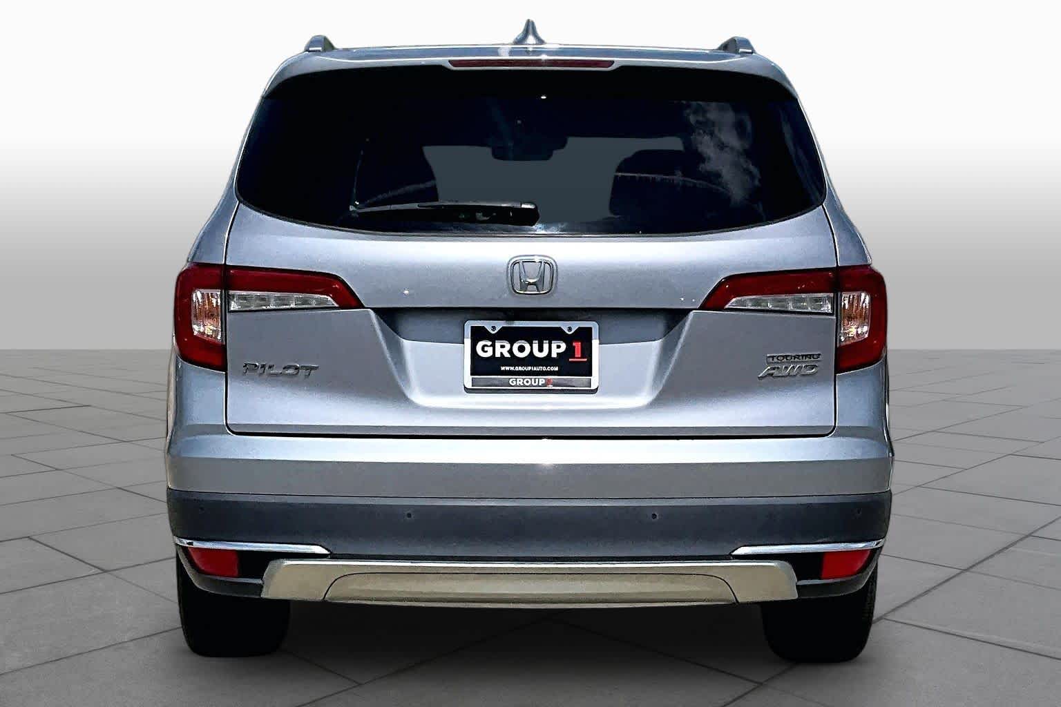 2019 Honda Pilot Touring 8-Passenger Lunar Silver Metallic at AutoNation USA Houston