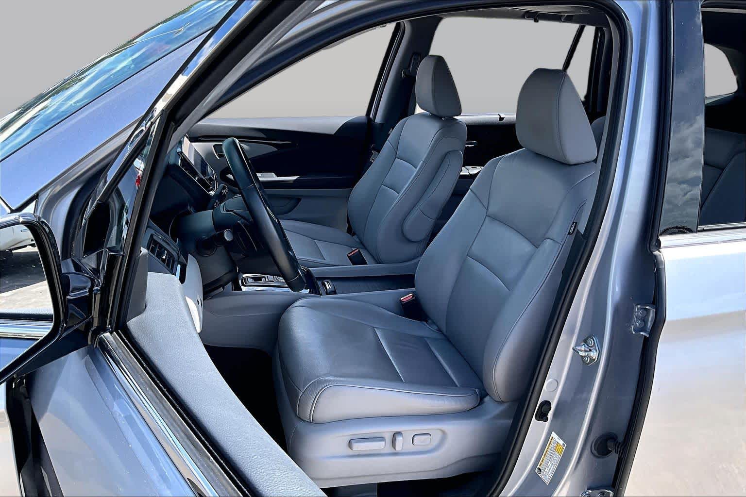 2019 Honda Pilot Touring 8-Passenger Lunar Silver Metallic at AutoNation USA Houston
