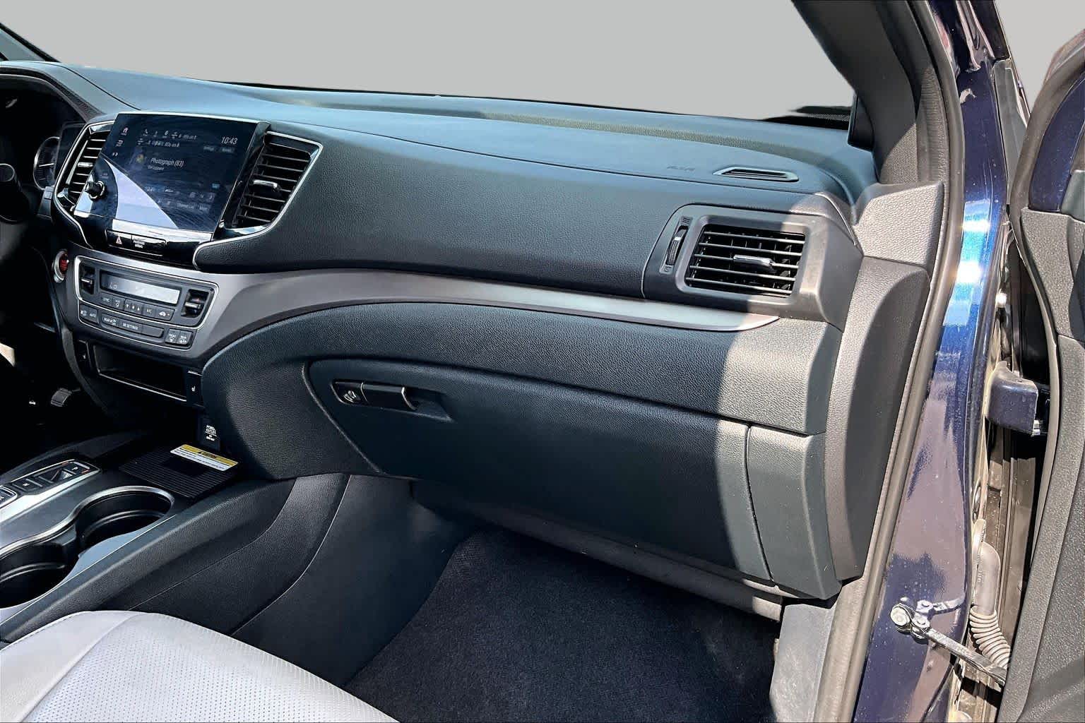 2023 Honda Passport EX-L Obsidian Blue Pearl at Team Toyota