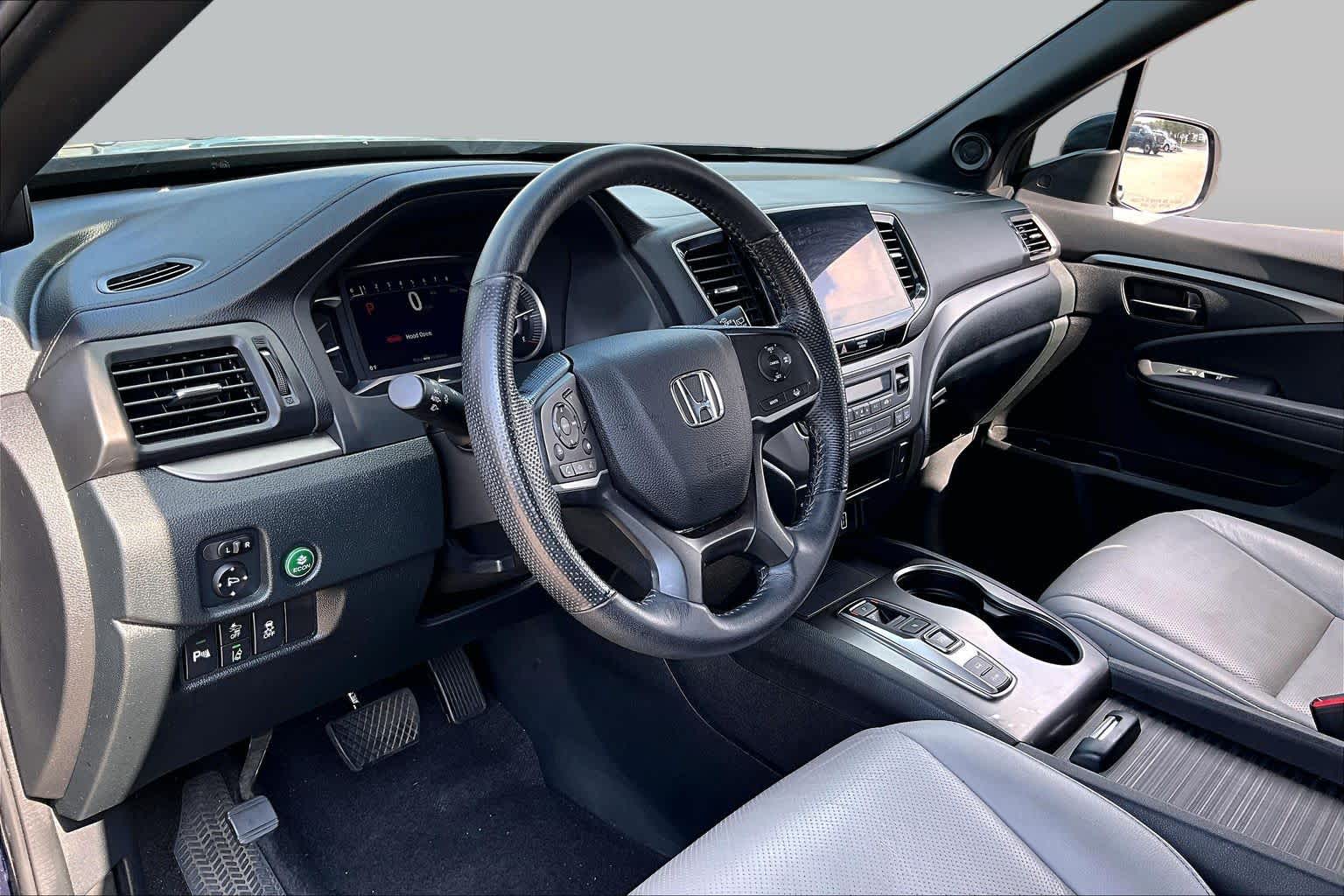 2023 Honda Passport EX-L Obsidian Blue Pearl at Team Toyota