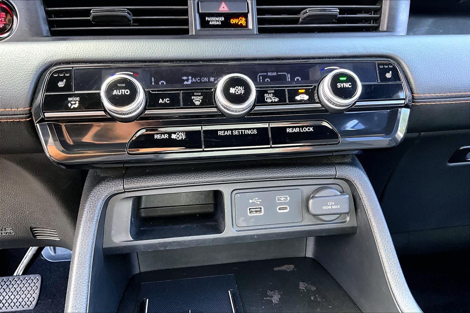 2025 Honda Pilot TrailSport Platinum White Pearl at Honda of Clear Lake