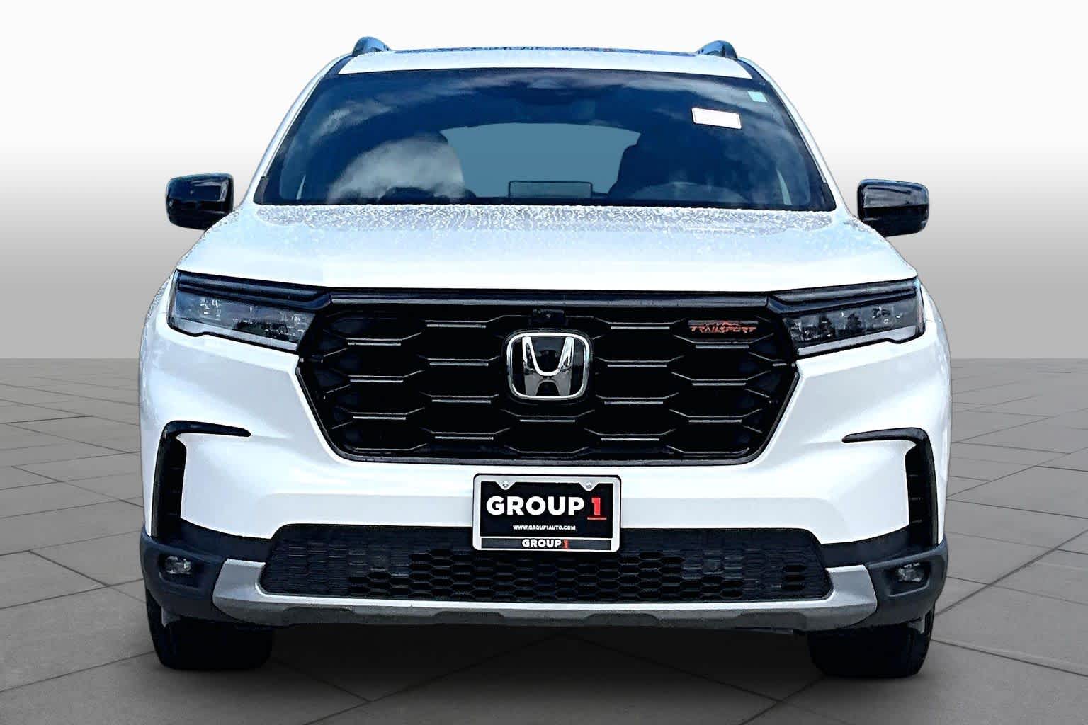 2025 Honda Pilot TrailSport Platinum White Pearl at Honda of Clear Lake