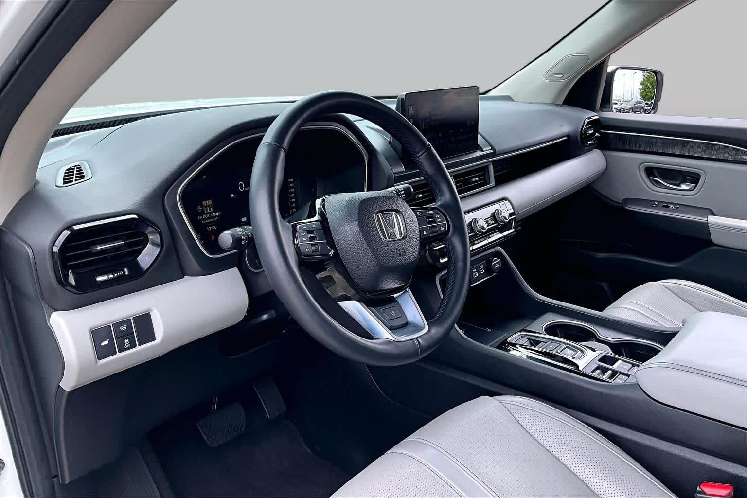 2023 Honda Pilot Elite Platinum White Pearl at AutoNation Chrysler Jeep Dodge Ram Spring