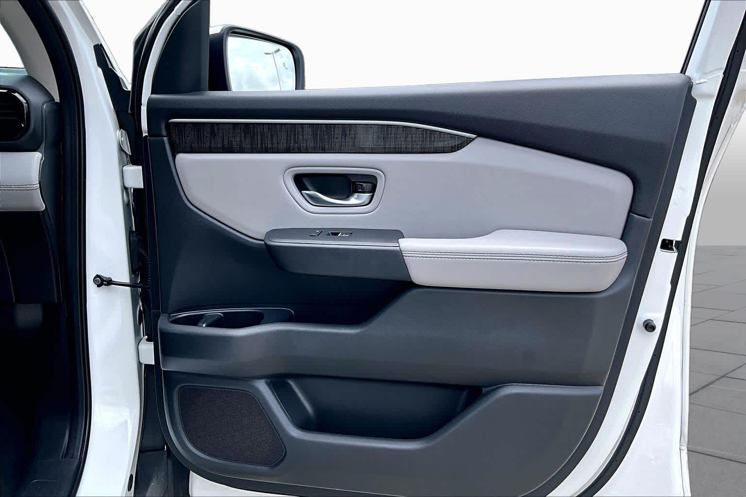 2023 Honda Pilot Elite Platinum White Pearl at AutoNation Chrysler Jeep Dodge Ram Spring
