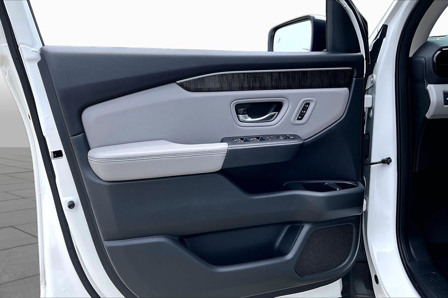 2023 Honda Pilot Elite Platinum White Pearl at AutoNation Chrysler Jeep Dodge Ram Spring