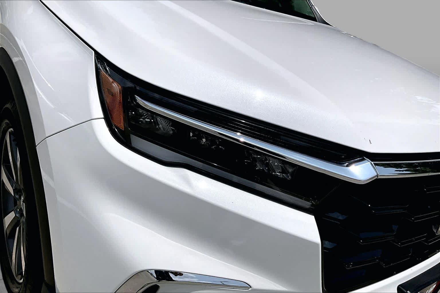 2023 Honda Pilot Elite Platinum White Pearl at AutoNation Chrysler Jeep Dodge Ram Spring