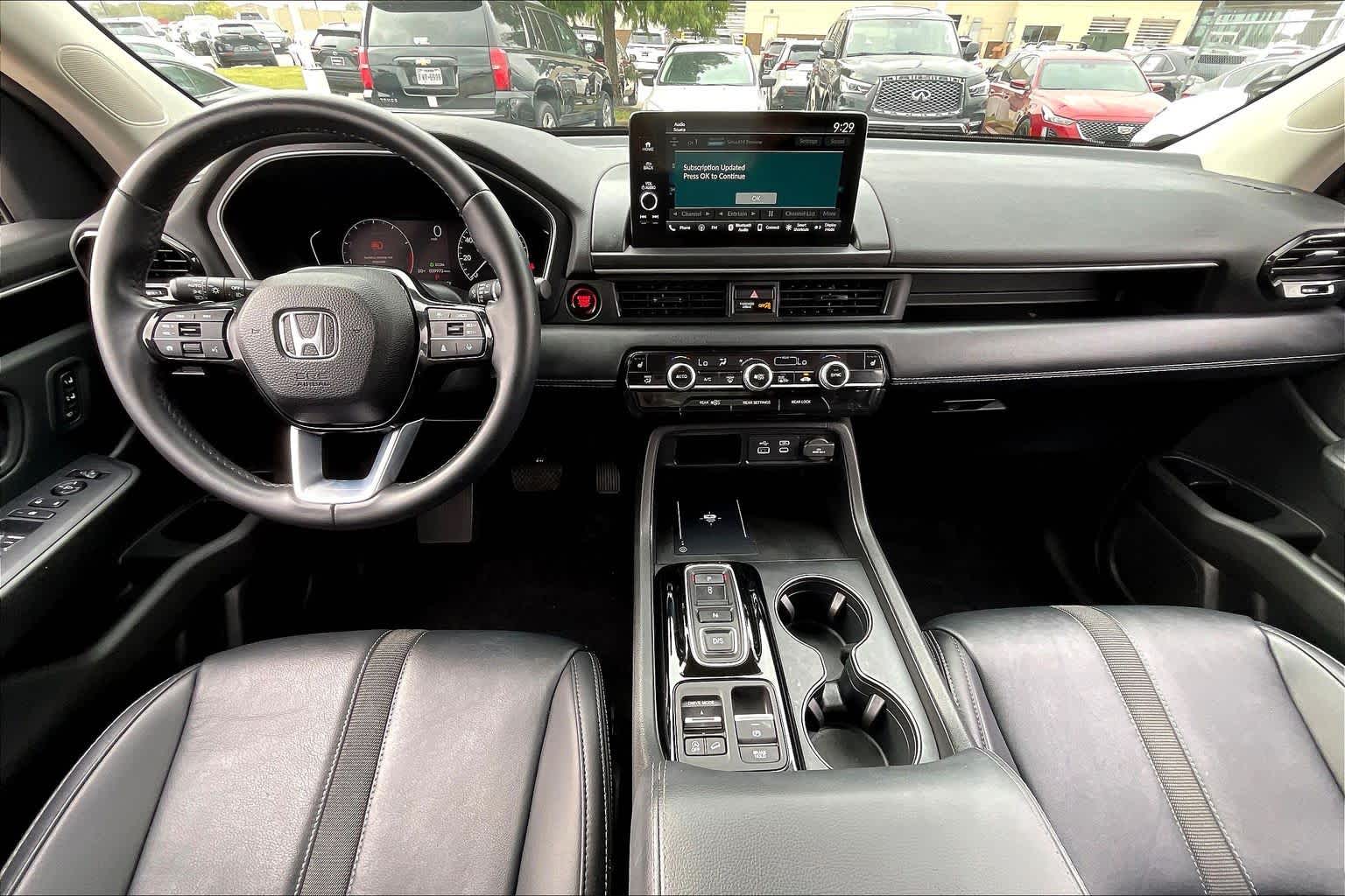 2023 Honda Pilot EX-L 8 Passenger Crystal Black Pearl at AutoNation USA Houston