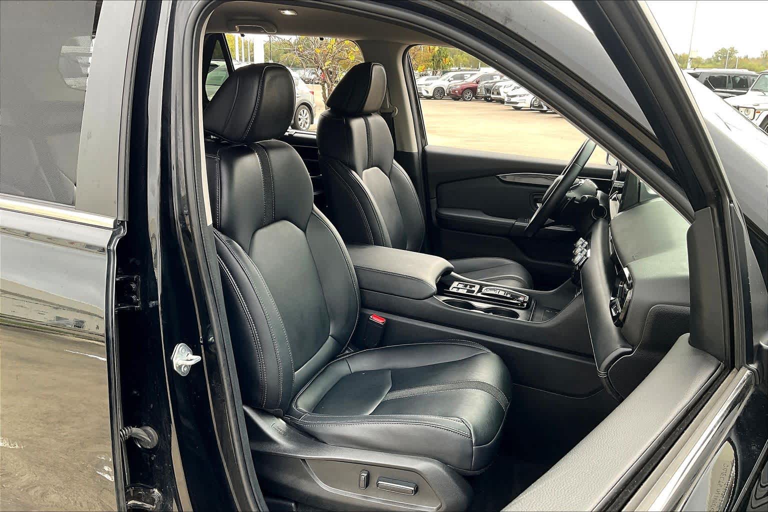 2023 Honda Pilot EX-L 8 Passenger Crystal Black Pearl at AutoNation USA Houston