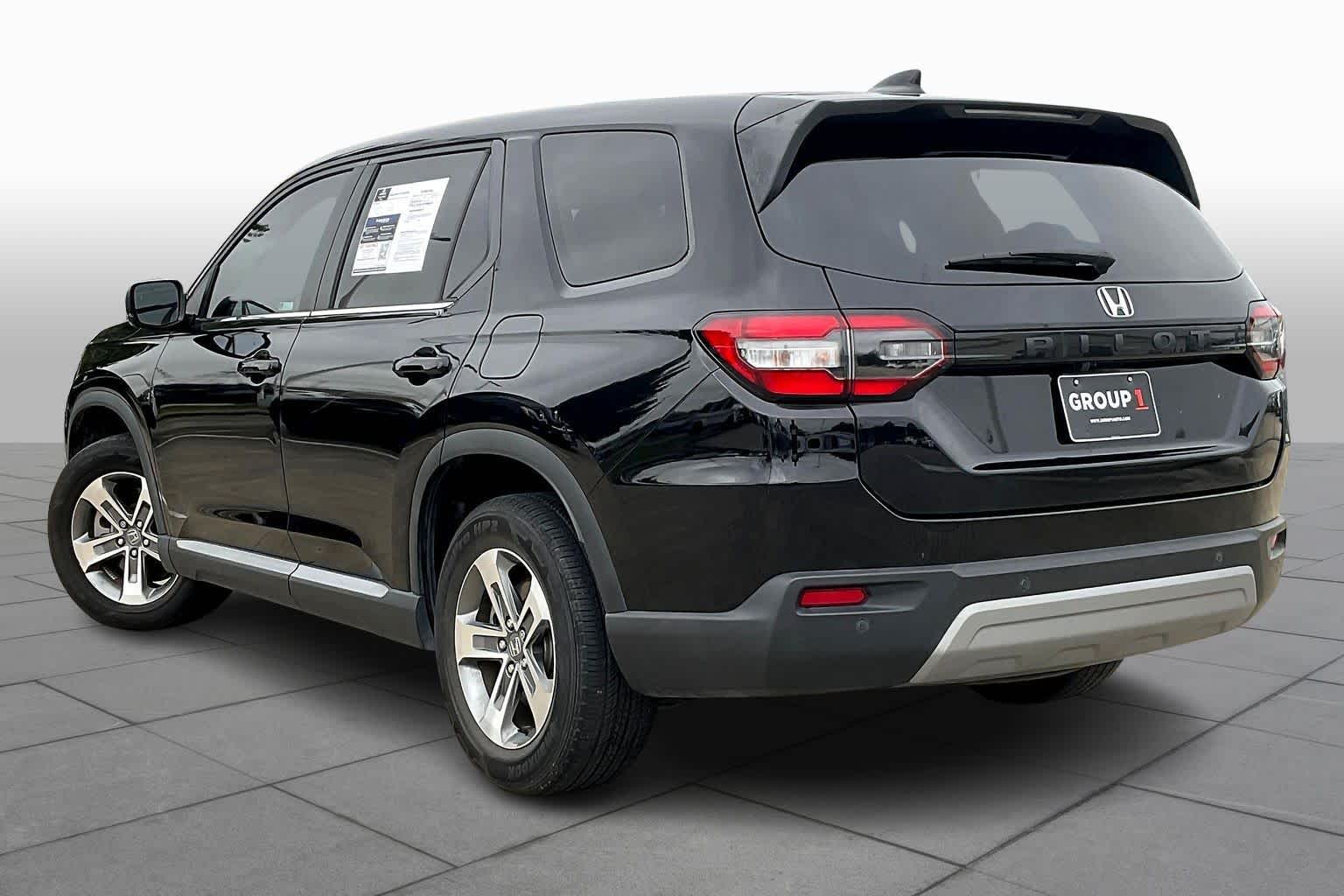 2023 Honda Pilot EX-L 8 Passenger Crystal Black Pearl at AutoNation USA Houston