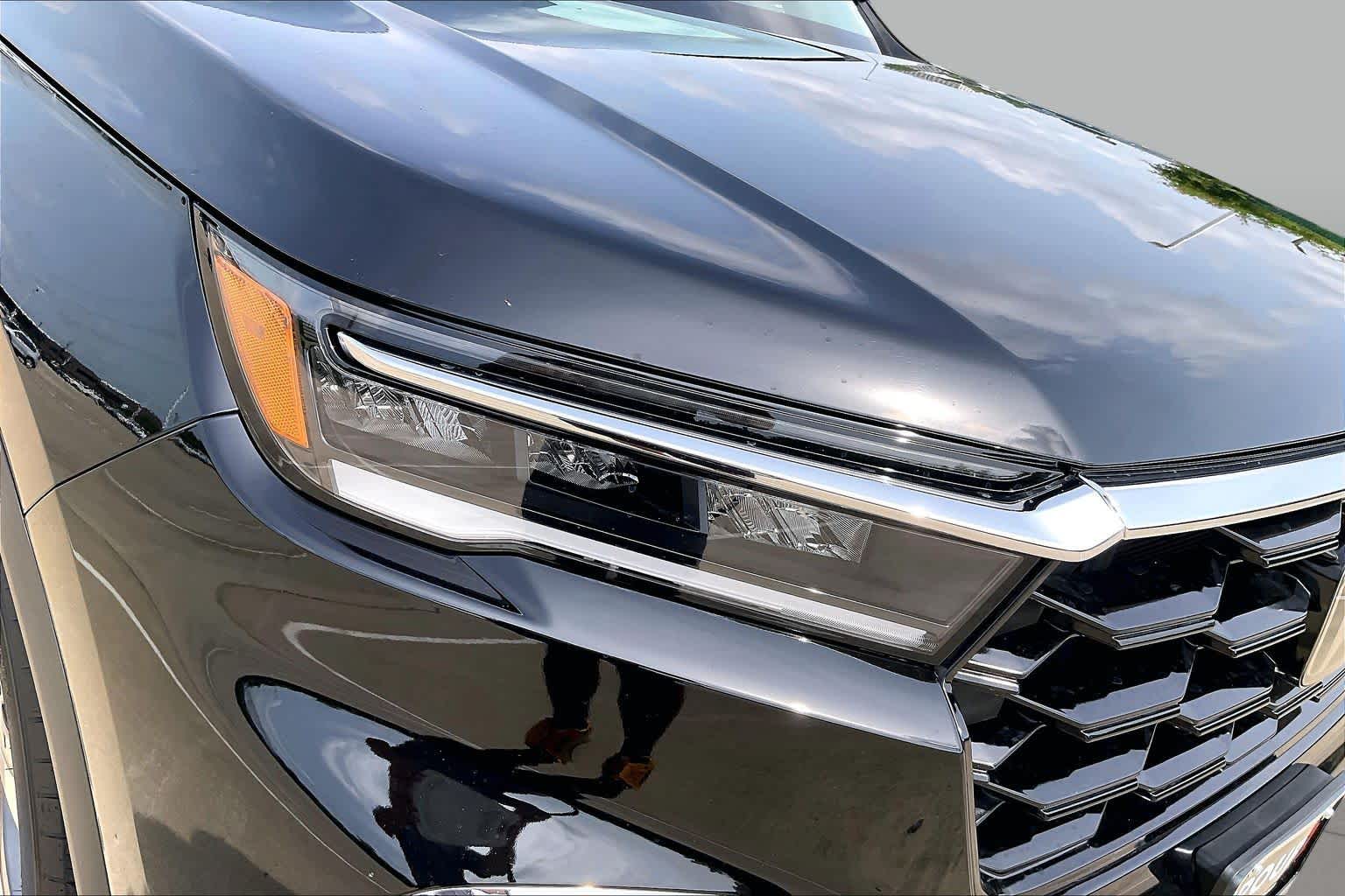 2023 Honda Pilot Touring Crystal Black Pearl at AutoNation USA Katy