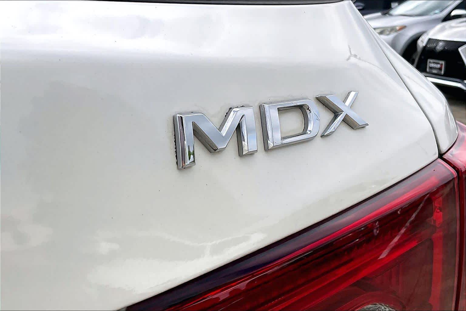 2017 Acura MDX w/Technology Pkg White Diamond Pearl at AutoNation USA Katy