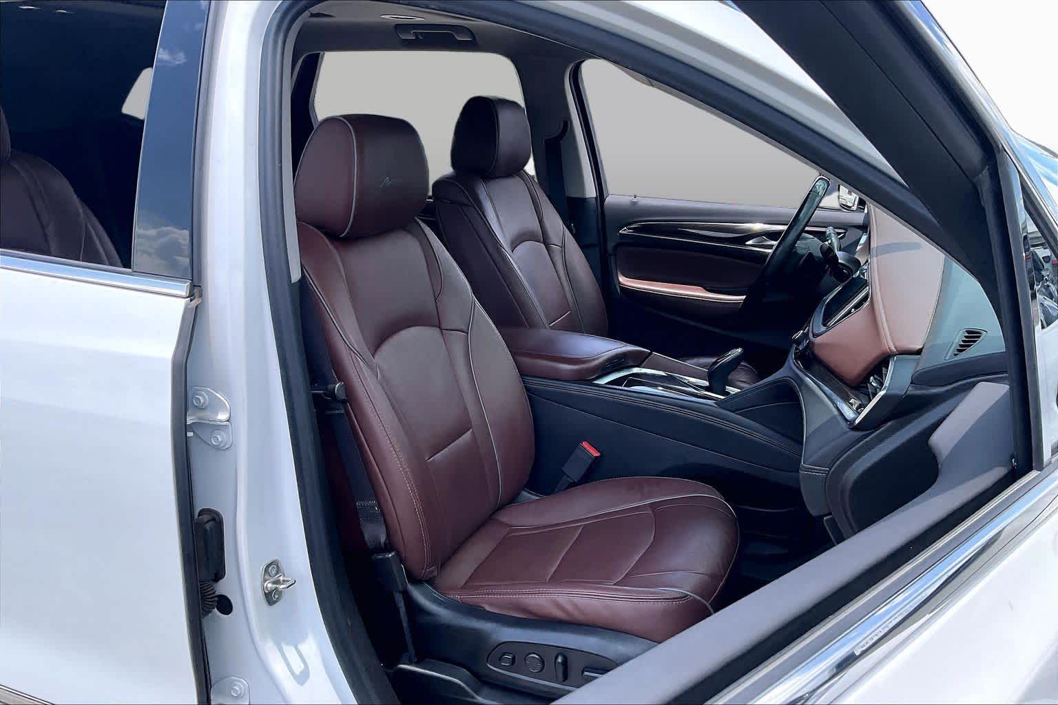 2021 Buick Enclave Avenir White Frost Tricoat at AutoNation USA Houston