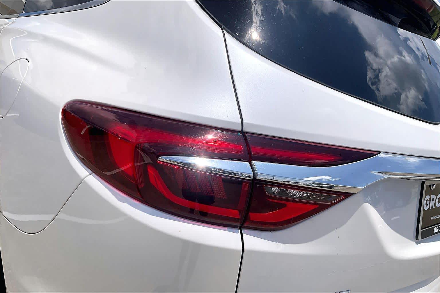 2021 Buick Enclave Avenir White Frost Tricoat at AutoNation USA Houston