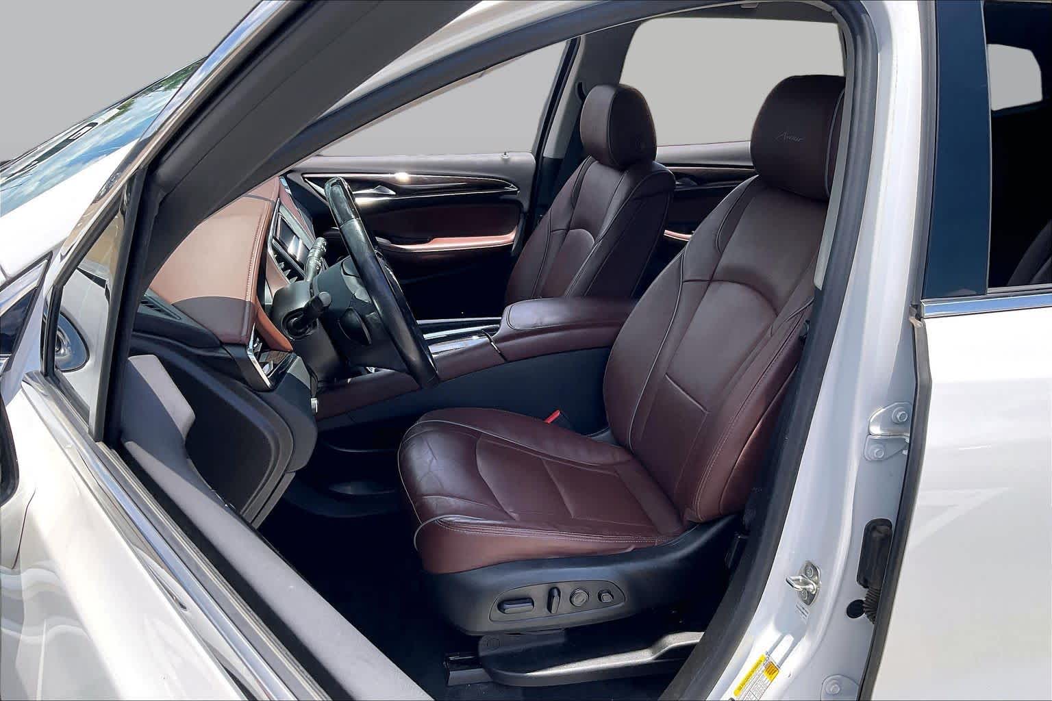 2021 Buick Enclave Avenir White Frost Tricoat at AutoNation USA Houston
