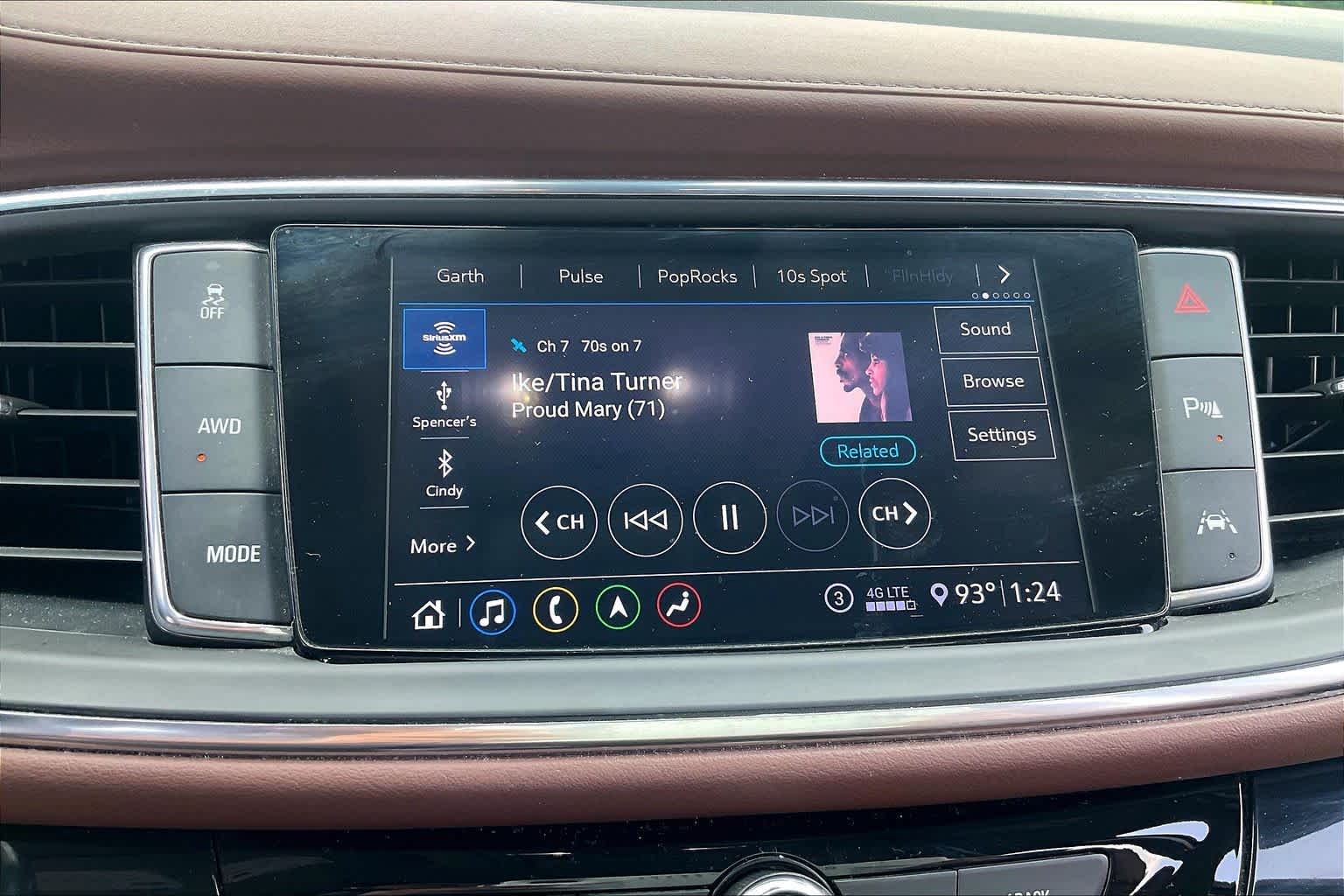 2021 Buick Enclave Avenir White Frost Tricoat at AutoNation USA Houston