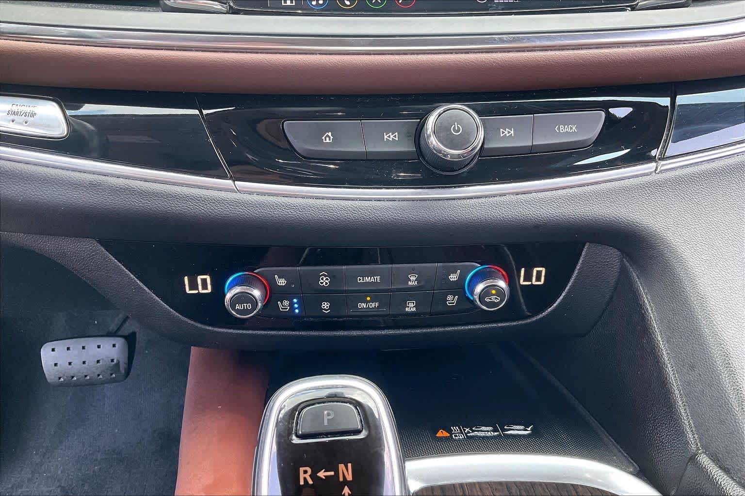 2021 Buick Enclave Avenir White Frost Tricoat at AutoNation USA Houston