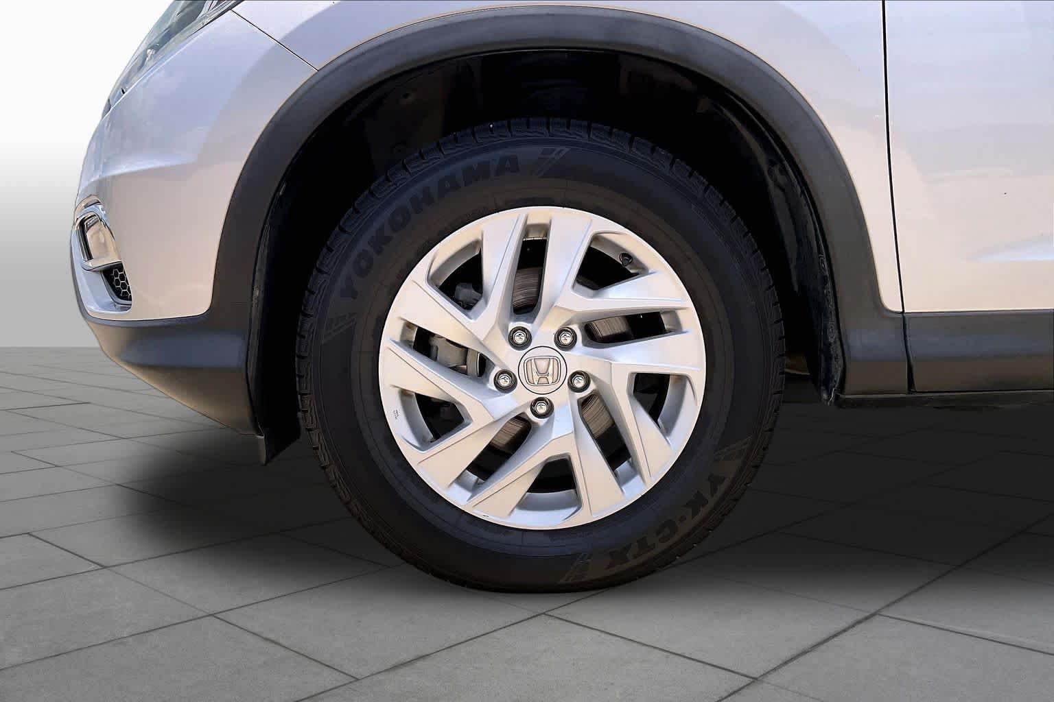 2016 Honda CR-V EX-L Alabaster Silver Metallic at HGreg Houston