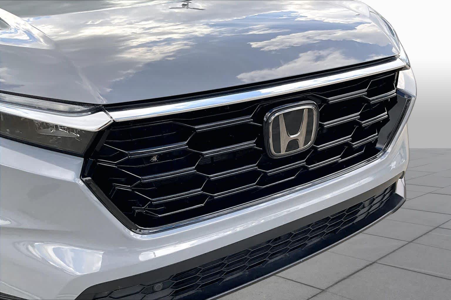 2024 Honda CR-V photo 27 of 34