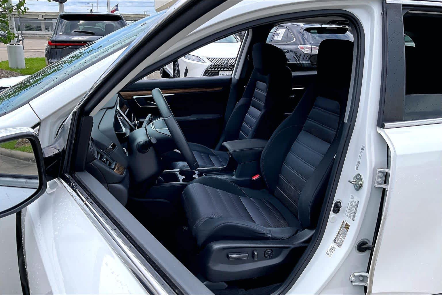 2019 Honda CR-V EX Platinum White Pearl at AutoNation USA Houston