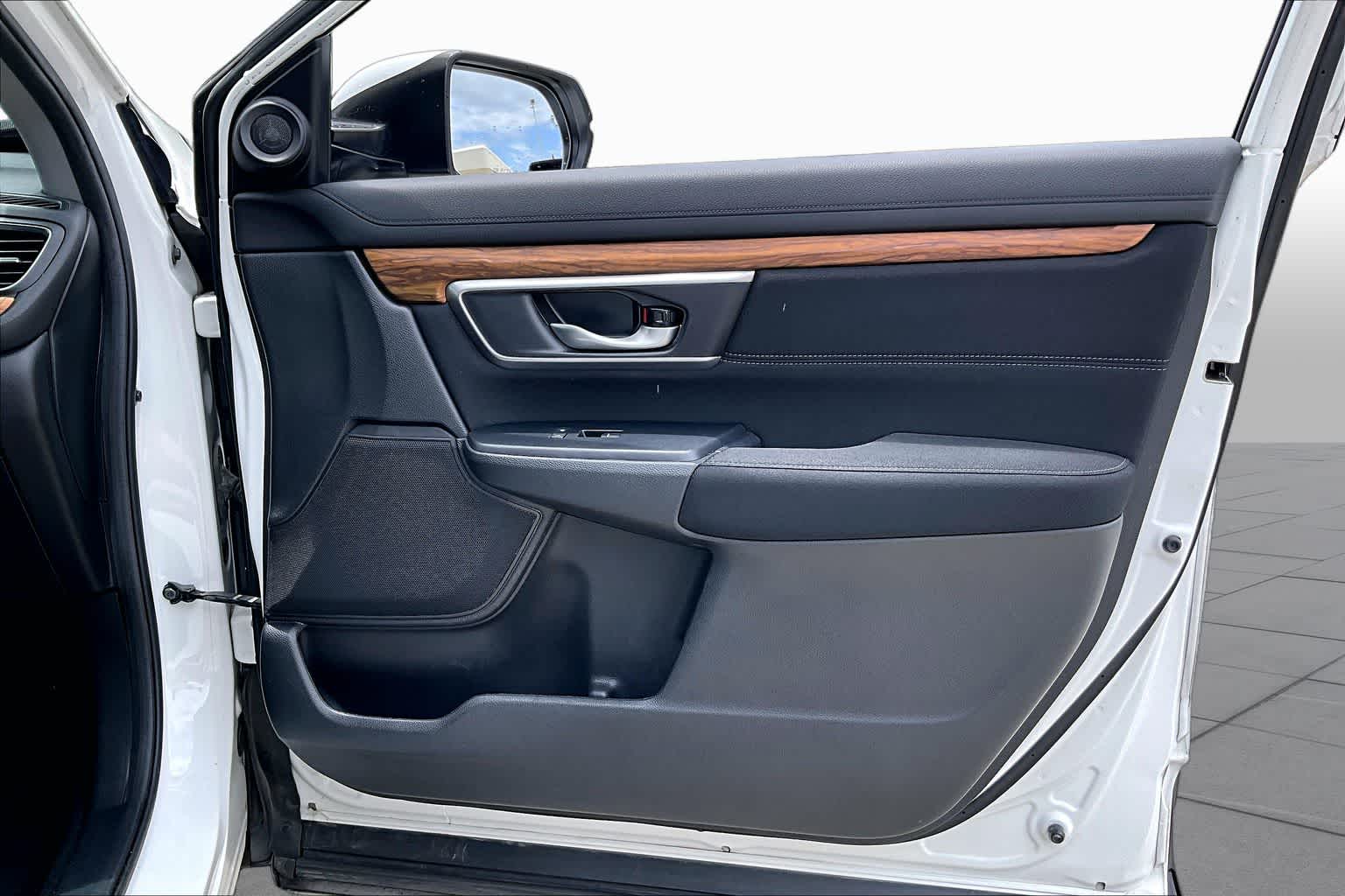 2019 Honda CR-V EX Platinum White Pearl at Honda of Clear Lake