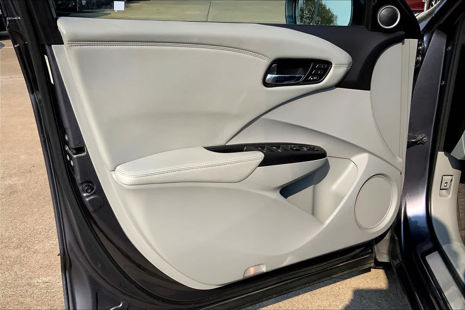 2017 Acura RDX w/Technology Pkg Lunar Silver Metallic at Sterling McCall Acura