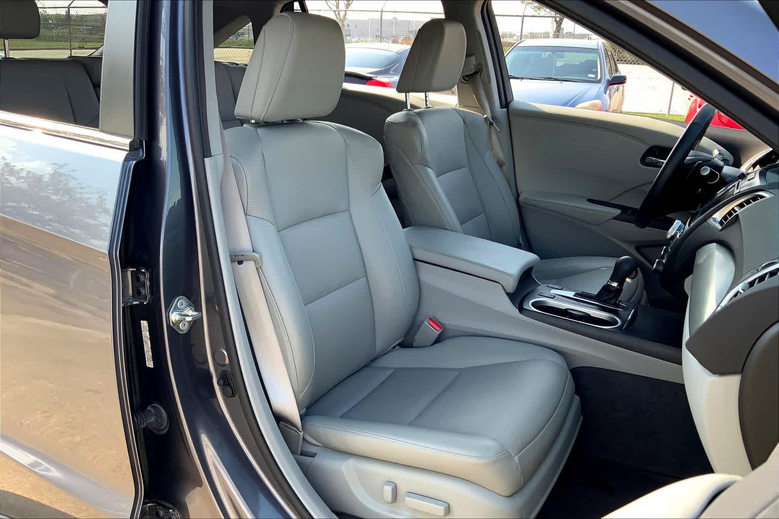 2017 Acura RDX w/Technology Pkg Lunar Silver Metallic at Sterling McCall Acura