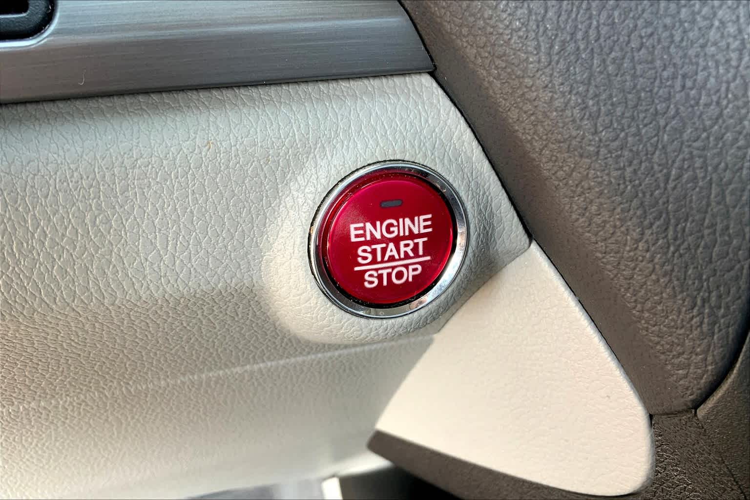 2017 Acura RDX w/Technology Pkg Lunar Silver Metallic at Sterling McCall Acura