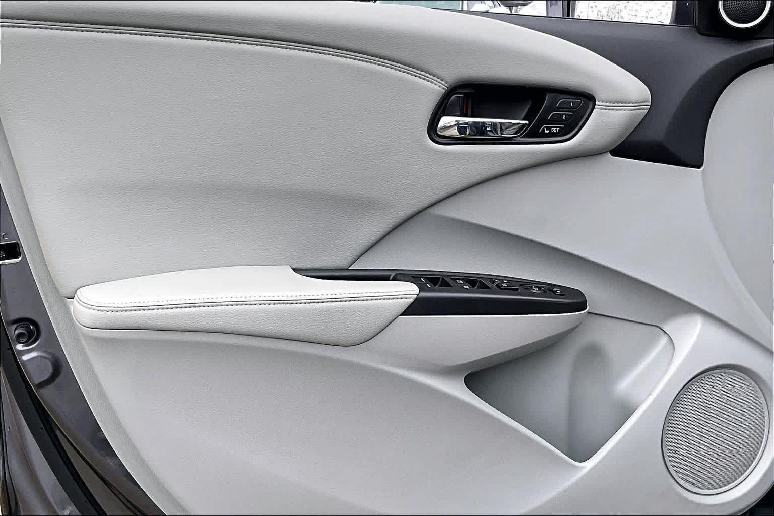 2017 Acura RDX w/Technology Pkg Lunar Silver Metallic at Sterling McCall Acura