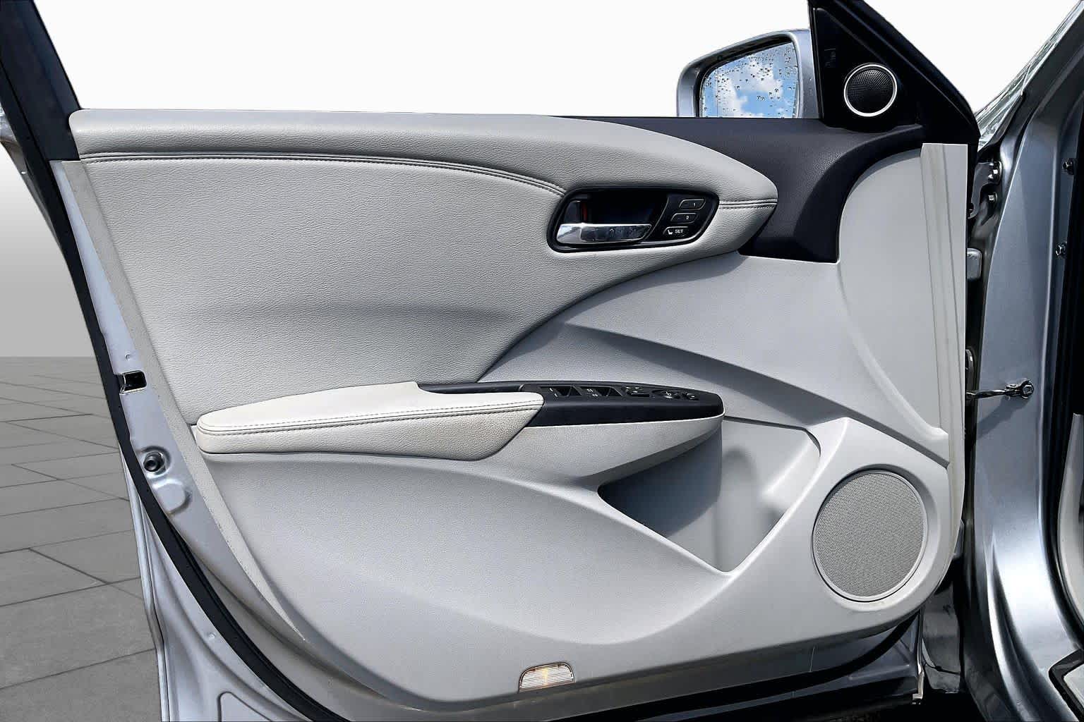 2018 Acura RDX w/Technology Pkg Lunar Silver Metallic at Lexus of Clear Lake